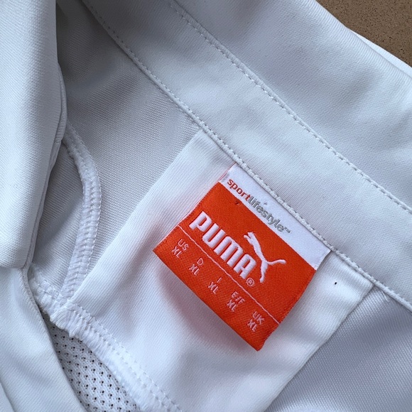 Tottenham Hotspur Puma Soccer Football Jersey - Picture 2 of 4